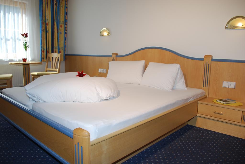 Chasa Monthani Ischgl Room photo